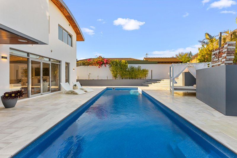 Photo - 1 St Ives Loop, Kallaroo WA 6025 - Image 3