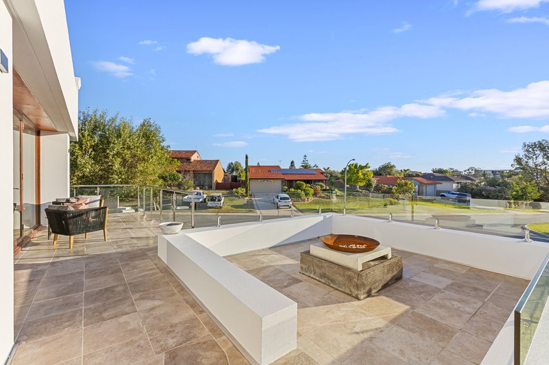 Photo - 1 St Ives Loop, Kallaroo WA 6025 - Image 5