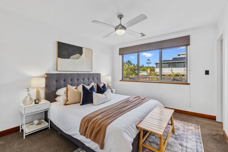 Photo - 1 St Ives Loop, Kallaroo WA 6025 - Image 19