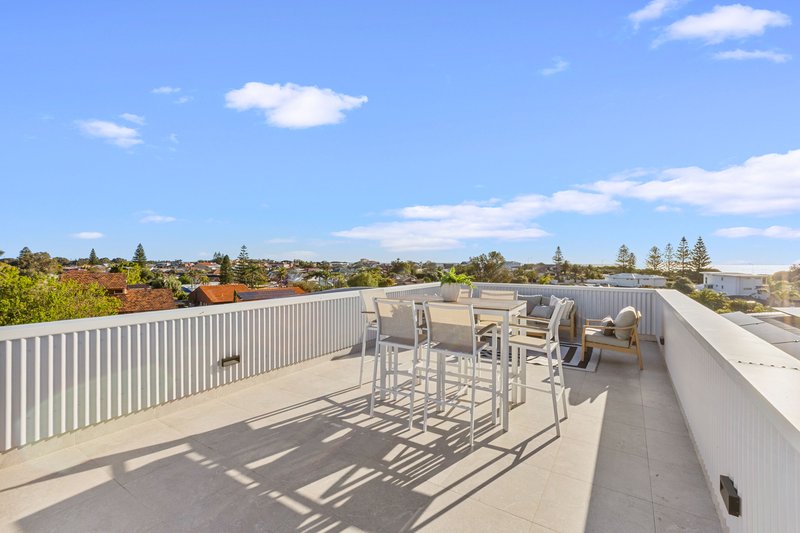 Photo - 1 St Ives Loop, Kallaroo WA 6025 - Image 29