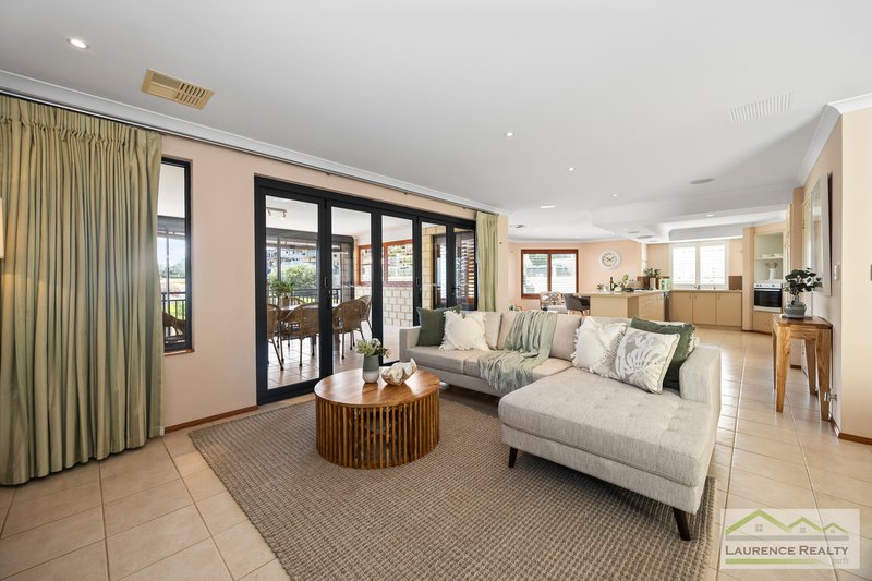 Photo - 1 St Malo Court, Mindarie WA 6030 - Image 4