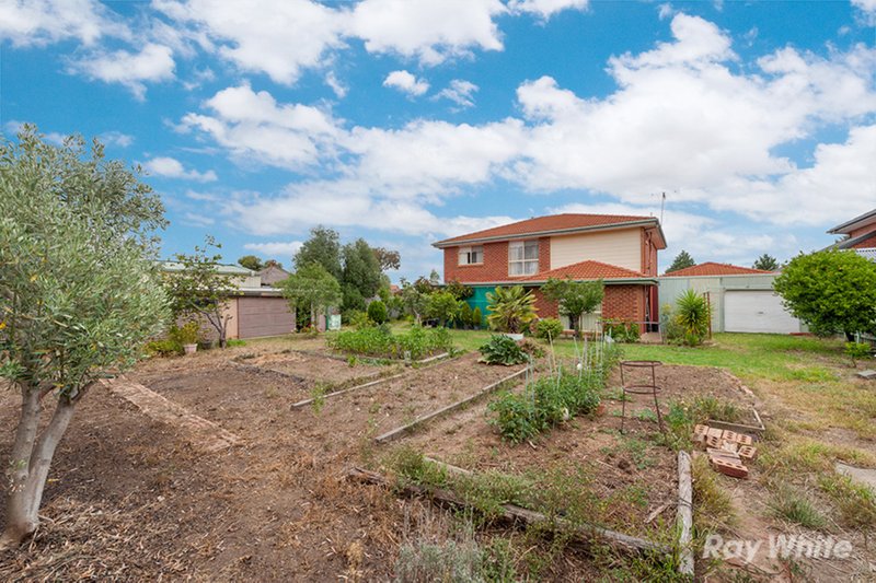 Photo - 1 Stables Place, Sydenham VIC 3037 - Image 16