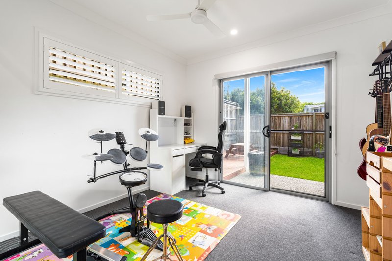 Photo - 1 Stanhope Lane, Upper Coomera QLD 4209 - Image 10
