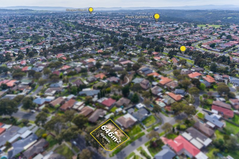 Photo - 1 Statesman Crescent, Mill Park VIC 3082 - Image 4