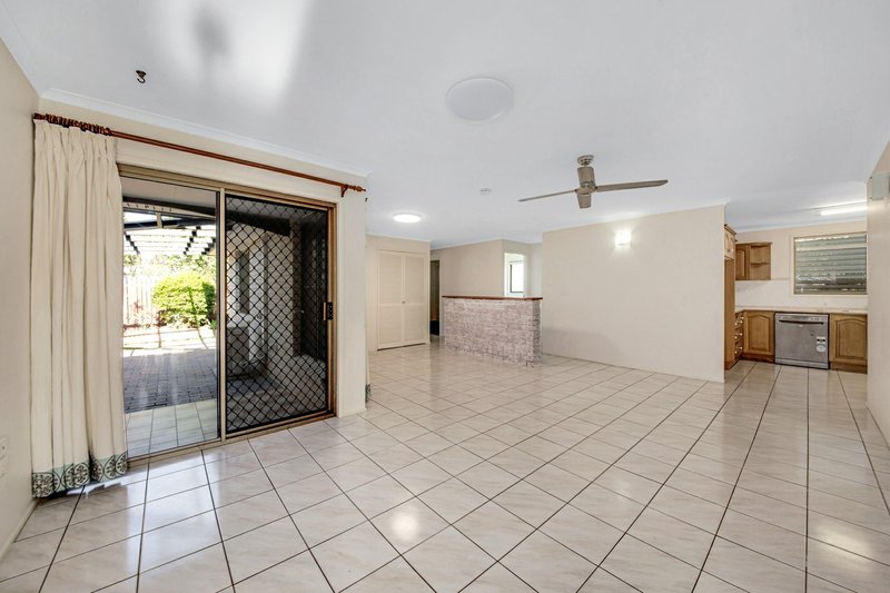 Photo - 1 Stephens Court, Tannum Sands QLD 4680 - Image 5