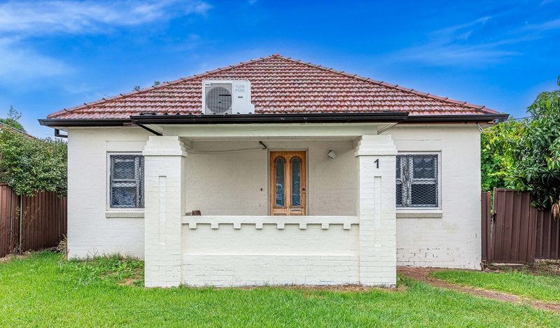 1 Stephenson Street, Roselands NSW 2196