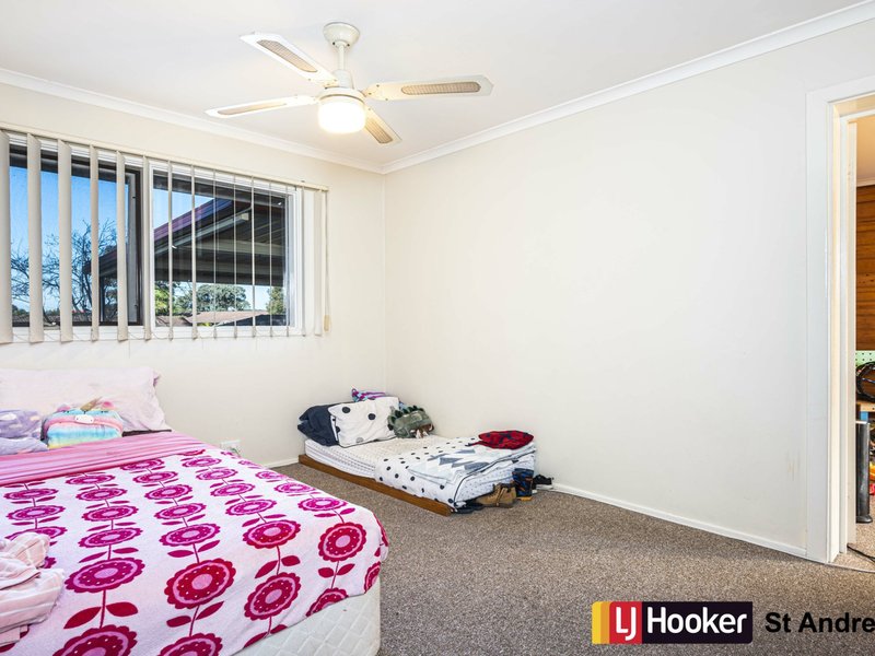 Photo - 1 Stranraer Drive, St Andrews NSW 2566 - Image 6