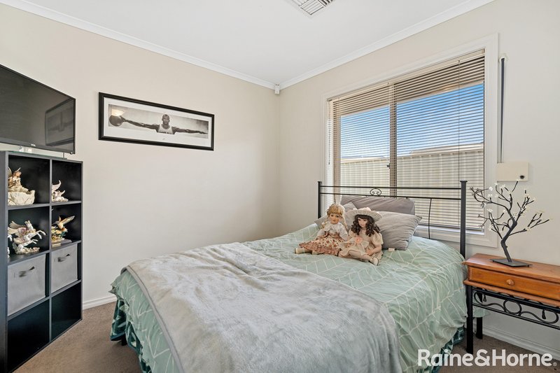 Photo - 1 Strathaird Court, Smithfield SA 5114 - Image 8