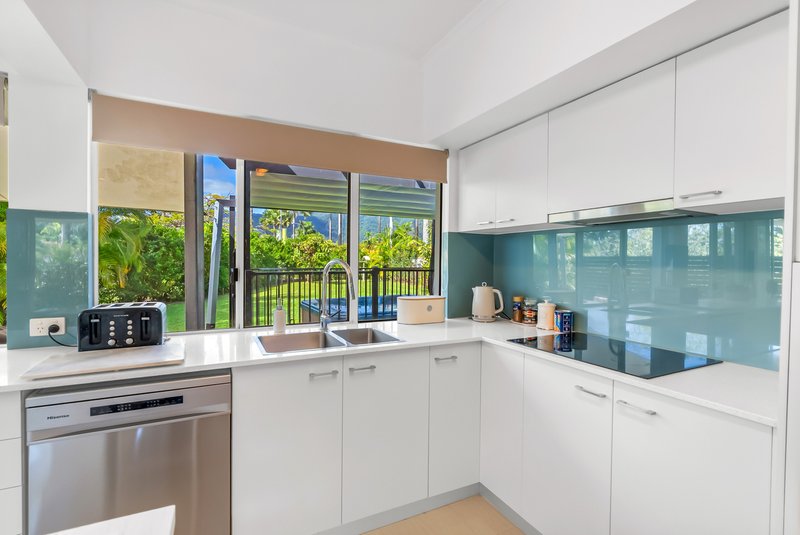 Photo - 1 Stream Avenue, Kewarra Beach QLD 4879 - Image 4