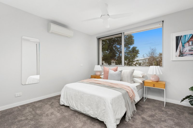 Photo - 1 Streeton Drive, Mentone VIC 3194 - Image 12