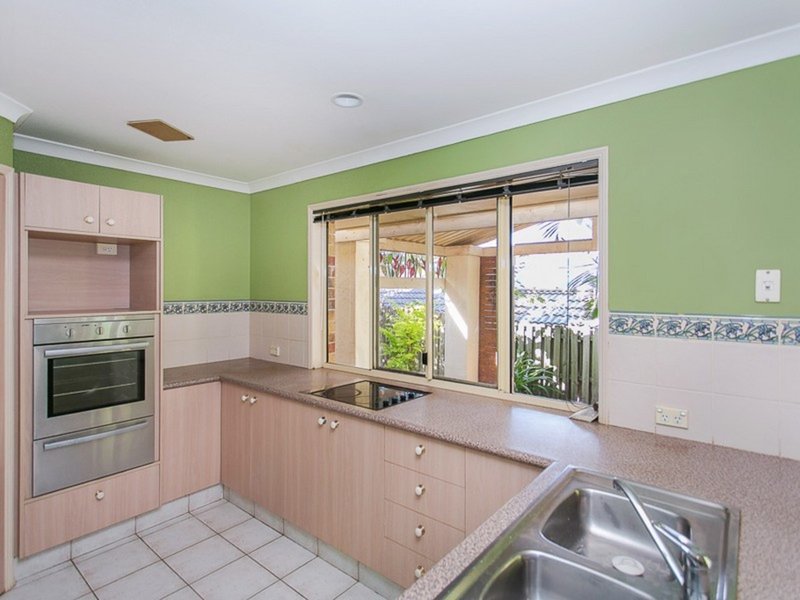 Photo - 1 Strike Way, Mudgeeraba QLD 4213 - Image 6