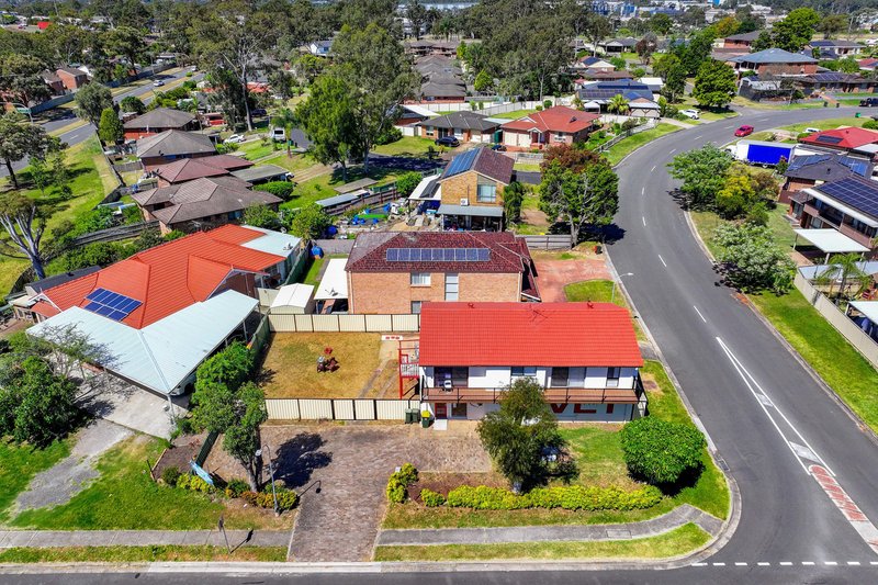 Photo - 1 Stromeferry Crescent, St Andrews NSW 2566 - Image 2