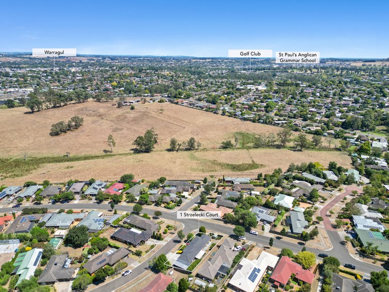 Photo - 1 Strzelecki Court, Warragul VIC 3820 - Image 17