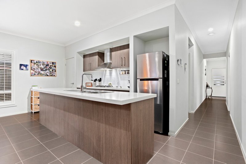 Photo - 1 Sunridge Drive, Mernda VIC 3754 - Image 3