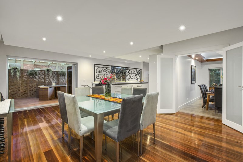 Photo - 1 Sunset Avenue, Templestowe VIC 3106 - Image 6