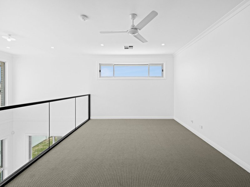 Photo - 1 Sunshine Street, Oran Park NSW 2570 - Image 11