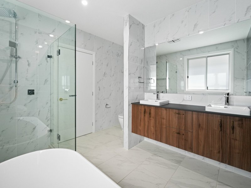 Photo - 1 Sunshine Street, Oran Park NSW 2570 - Image 17