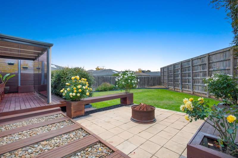 Photo - 1 Synergy Court, Taylors Hill VIC 3037 - Image 12