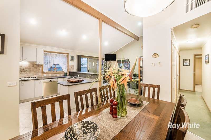 Photo - 1 Tad Court, Cranbourne North VIC 3977 - Image 17