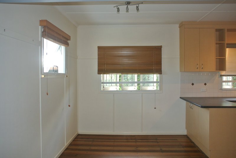 Photo - 1 Tainton St , Clontarf QLD 4019 - Image 7