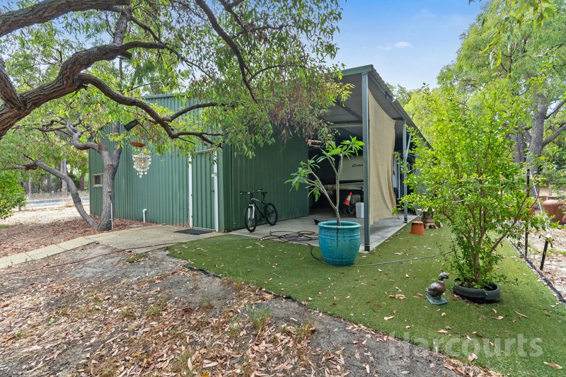 Photo - 1 Tamarisk Avenue, Wanneroo WA 6065 - Image 30