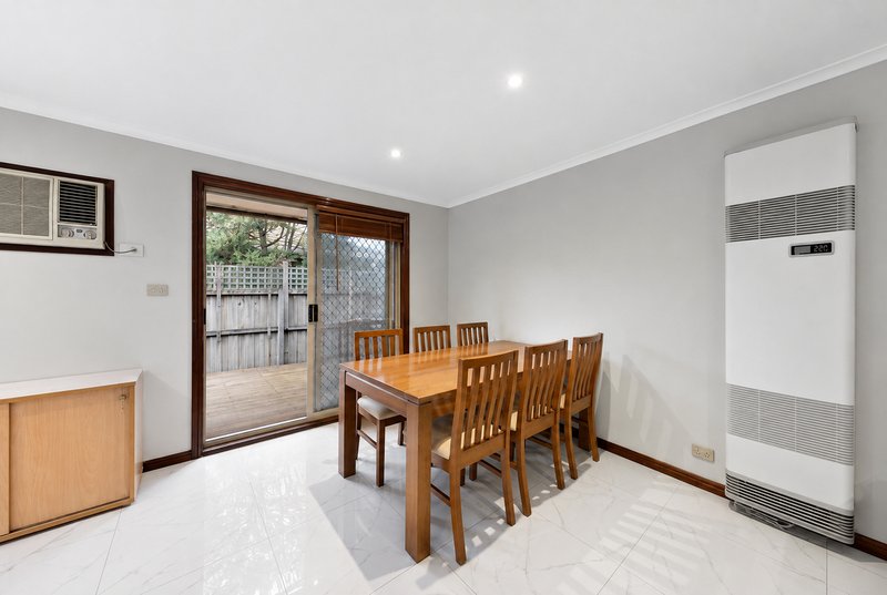 Photo - 1 Tanunda Mews, St Albans VIC 3021 - Image 3