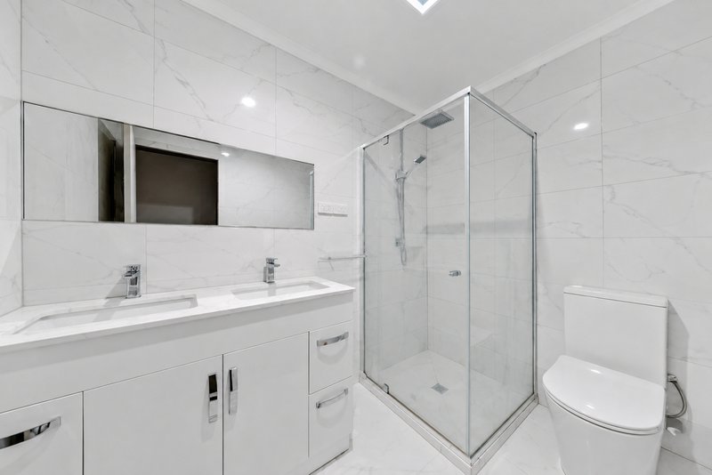 Photo - 1 Tanunda Mews, St Albans VIC 3021 - Image 4