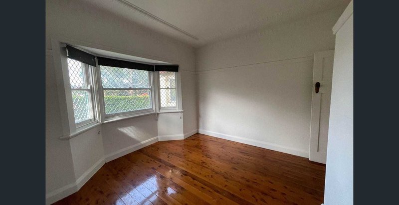 Photo - 1 Tarrawanna Road, Corrimal NSW 2518 - Image 2