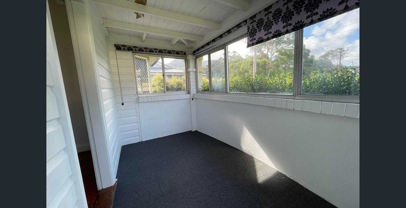 Photo - 1 Tarrawanna Road, Corrimal NSW 2518 - Image 4