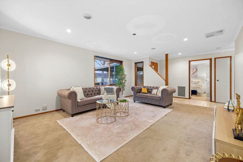 Photo - 1 Tatyoon Close, Aspendale Gardens VIC 3195 - Image 5