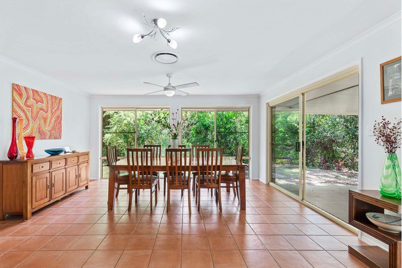 Photo - 1 Telopia Court, Cashmere QLD 4500 - Image 13