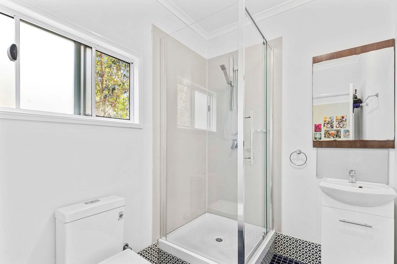 Photo - 1 Telopia Court, Cashmere QLD 4500 - Image 31