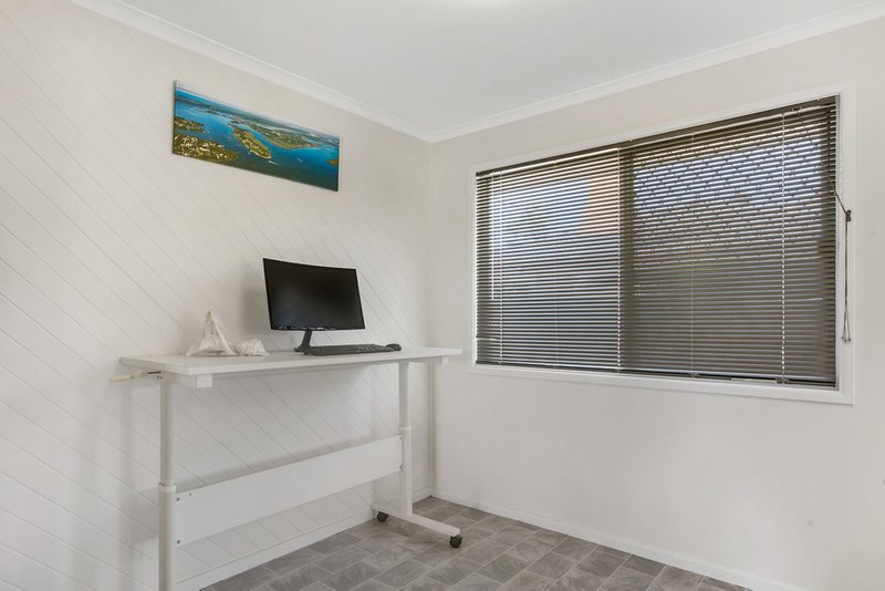 Photo - 1 Tempi Street, Thorneside QLD 4158 - Image 5