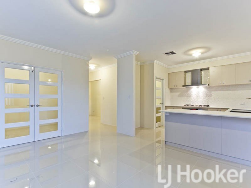 Photo - 1 Teneriffe Rise, Halls Head WA 6210 - Image 12