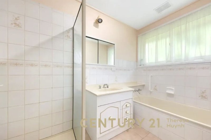 Photo - 1 Tennyson Court, Mulgrave VIC 3170 - Image 4
