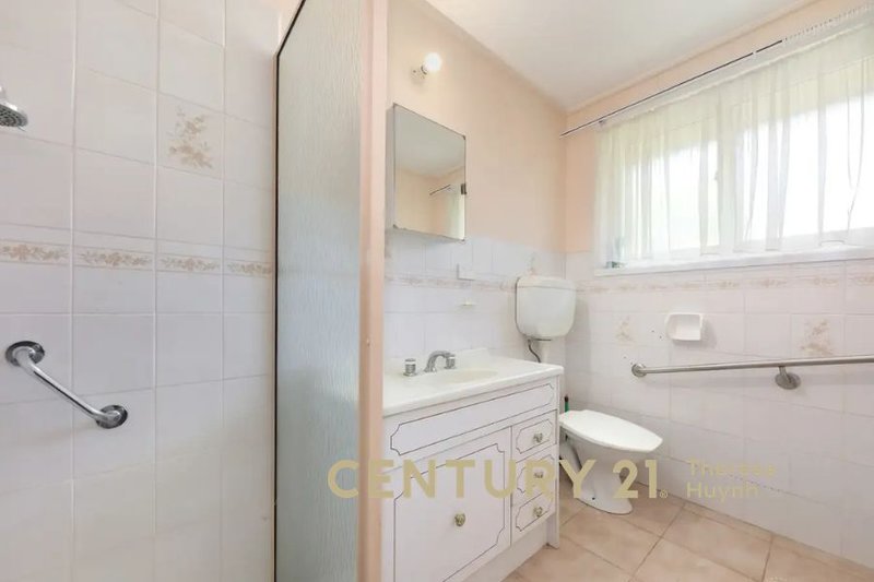 Photo - 1 Tennyson Court, Mulgrave VIC 3170 - Image 5