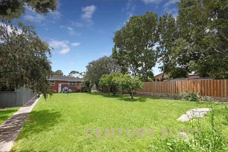 Photo - 1 Tennyson Court, Mulgrave VIC 3170 - Image 10