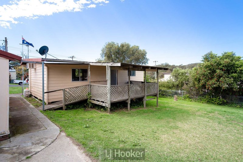 Photo - 1 Teralba Street, Awaba NSW 2283 - Image 11