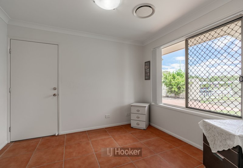 Photo - 1 Thames Drive, Regents Park QLD 4118 - Image 15