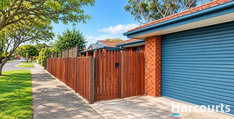 Photo - 1 The Close, Hampton Park VIC 3976 - Image 5