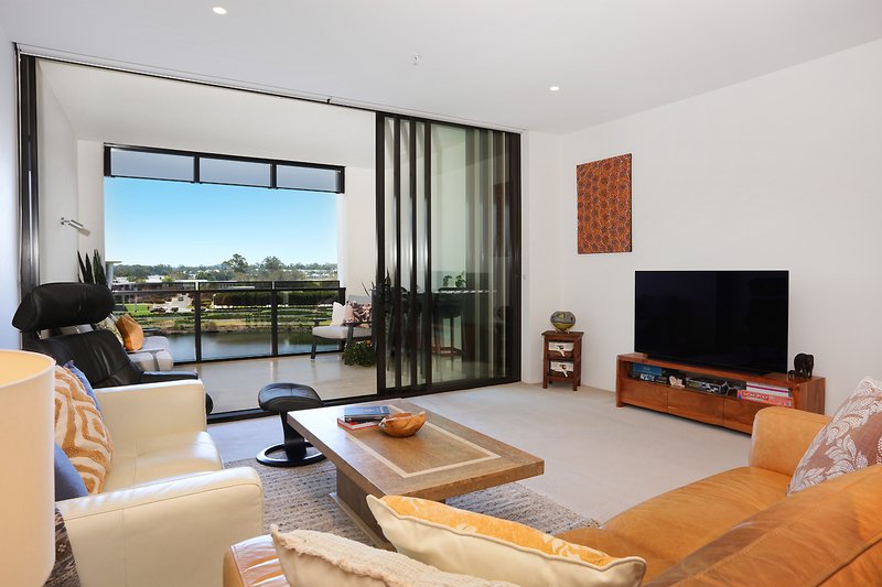 Photo - 1 The Concourse, Benowa QLD 4217 - Image 9