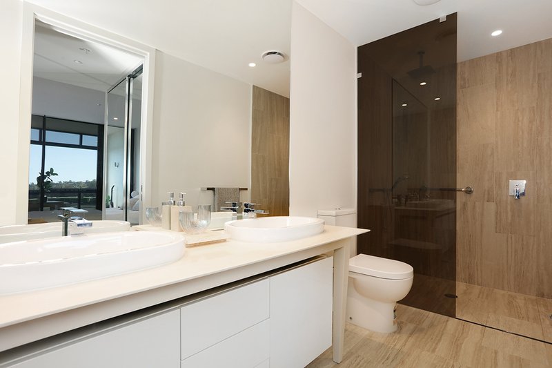 Photo - 1 The Concourse, Benowa QLD 4217 - Image 9
