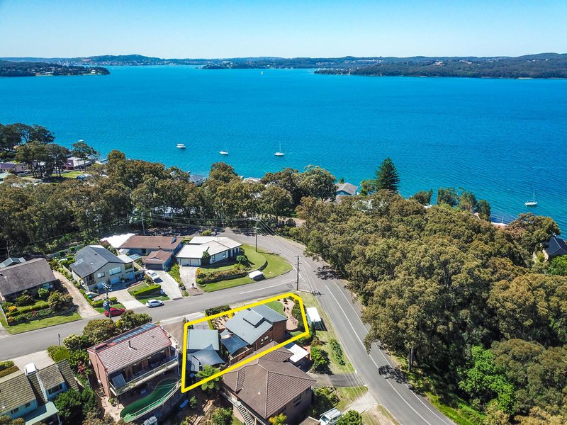 1 The Quarterdeck , Carey Bay NSW 2283