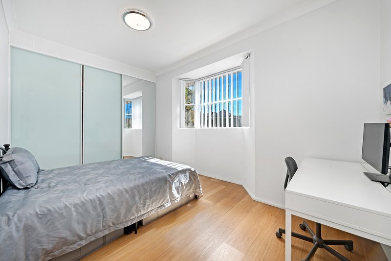 Photo - 1 Thomas Street, Hurstville NSW 2220 - Image 6