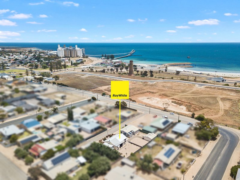 Photo - 1 Thorne Street, Wallaroo SA 5556 - Image 3