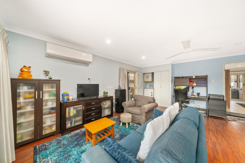 Photo - 1 Tintern Close, Boondall QLD 4034 - Image 3