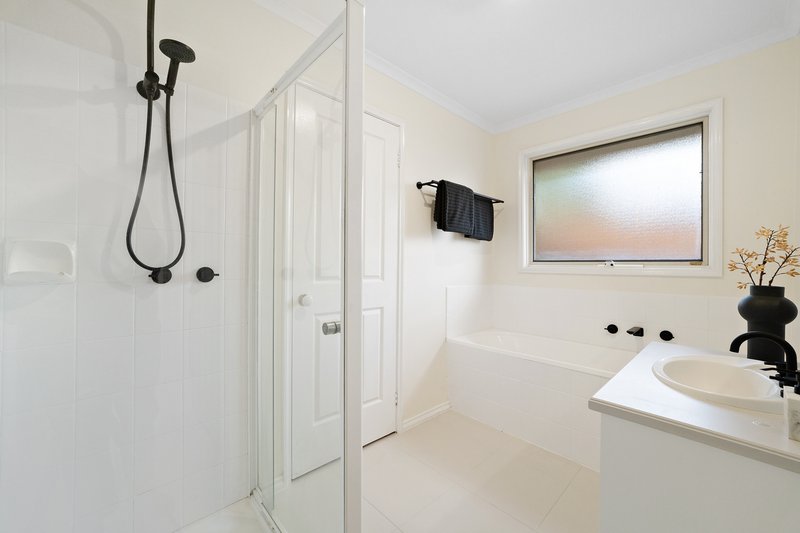 Photo - 1 Tintern Mews, Cheltenham VIC 3192 - Image 10