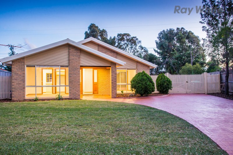 1 Tivoli Court, Taylors Lakes VIC 3038