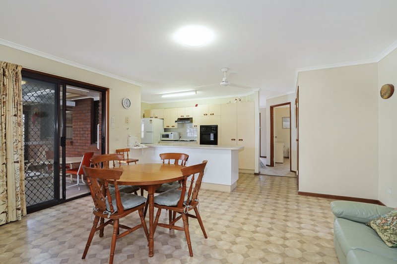 Photo - 1 Tivoli Crescent, Minyama QLD 4575 - Image 5