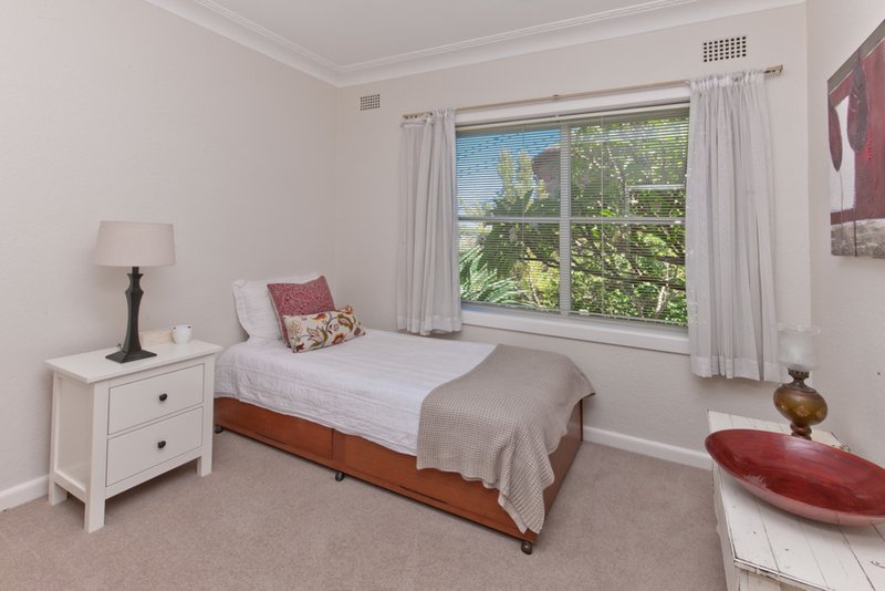 Photo - 1 Tobruk Avenue, Cremorne NSW 2090 - Image 6